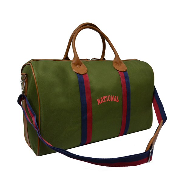 Polyester sports bag with inside zipper pocket and adjustable strap