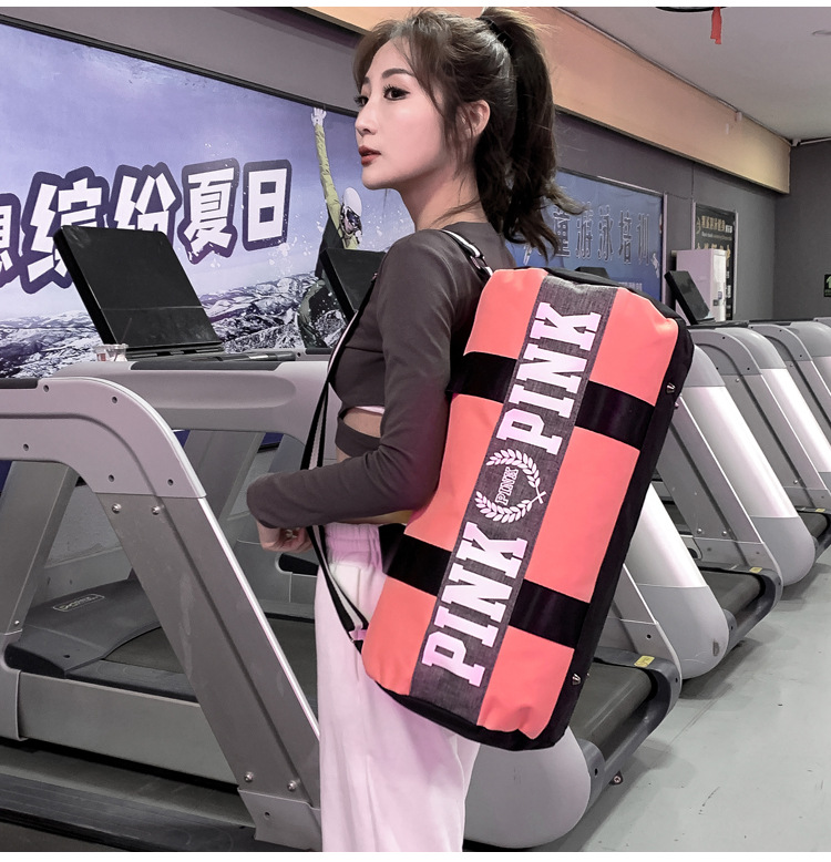 2021 OEM Fitness Yoga Bag Waterpproof Travel Duffel Bag For Women And Men Large Capacity Pink Overnight Bag/DQ07-106