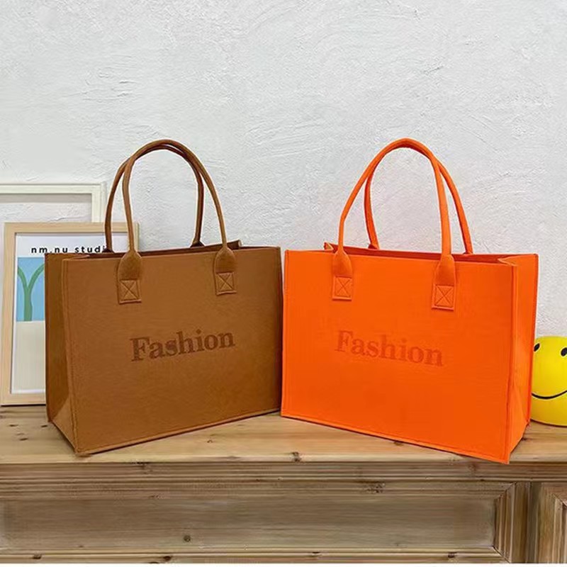 wholesale new felt tote bag simple fashion versatile shoulder large capacity shopping tote bag can print logo recycled bag