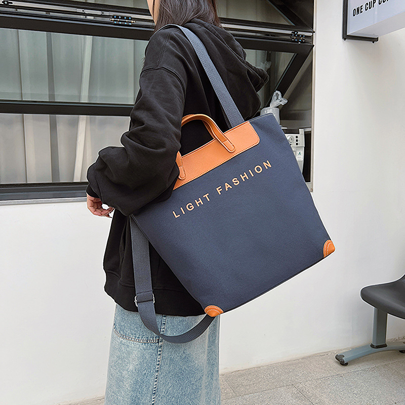 Spot product canvas bags zip female new large capacity shoulder bag Korean simple literary lazy style handheld recycled tote bag